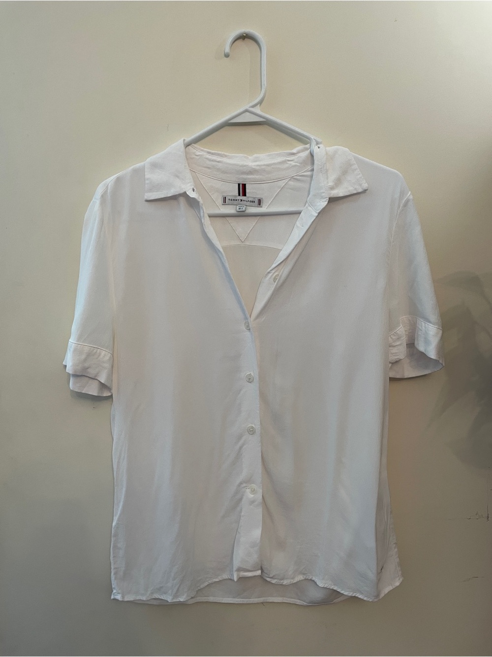Tommy Hilfiger White Button Front Short Sleeve Shirt Size 2 / XS/S